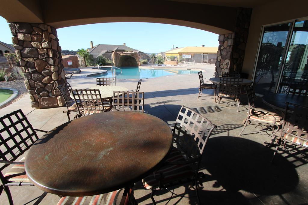 Canyon Villas At Coral Ridge Washington Exterior photo